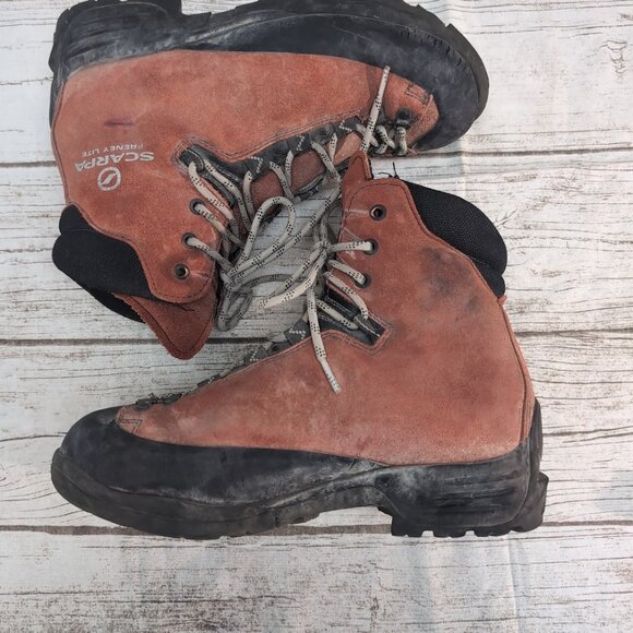 Scarpa Red Suede Leather Hiking Mountaineering Lace Up Boots - Picture 5 of 9
